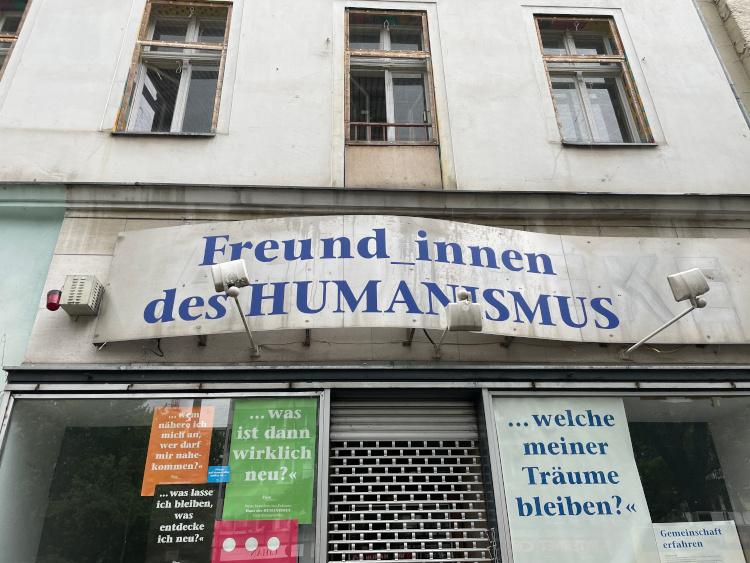 Haus des Humanismus in Berlin-Schöneberg. (Foto: © ChickSR / wikimedia commons / CC BY-SA 4.0)